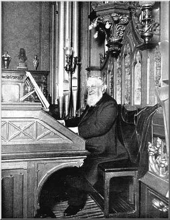 Alexandre Guilmant à son orgue Cavaillé-Coll de Meudon