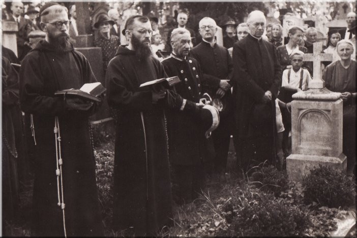 Funérailles de Jan Tichy, a943, Prague,